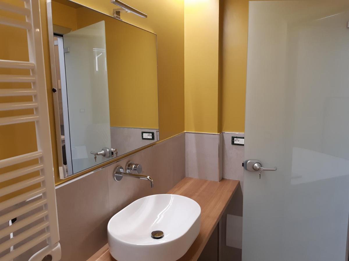 Il Giardino Di Elettra - Freeparking Lejlighedshotel Genova Eksteriør billede